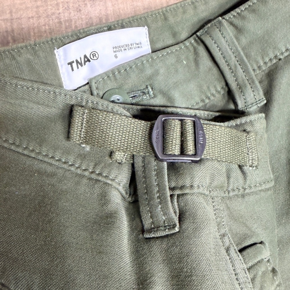 TNA Aritzia Supply Cargo Pants Green Baggy Wide Leg Women Size 6 109818 - Picture 8 of 13